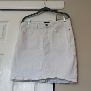 Lee White Denim Skirt